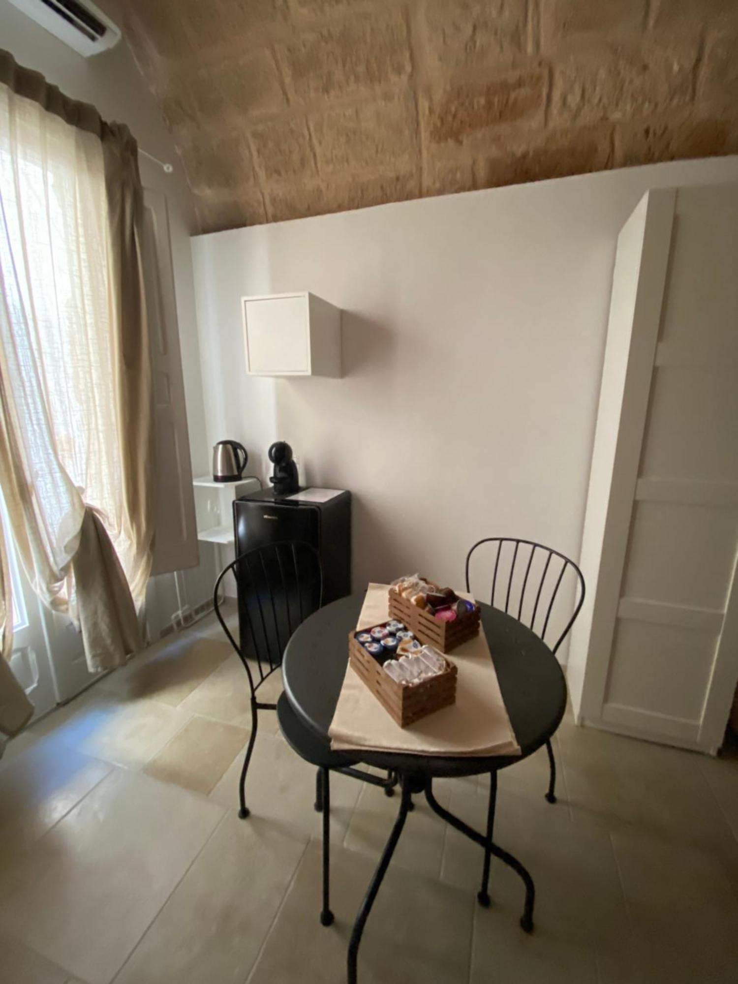 Albergo61 - Centro Полиньяно-а-Маре Экстерьер фото